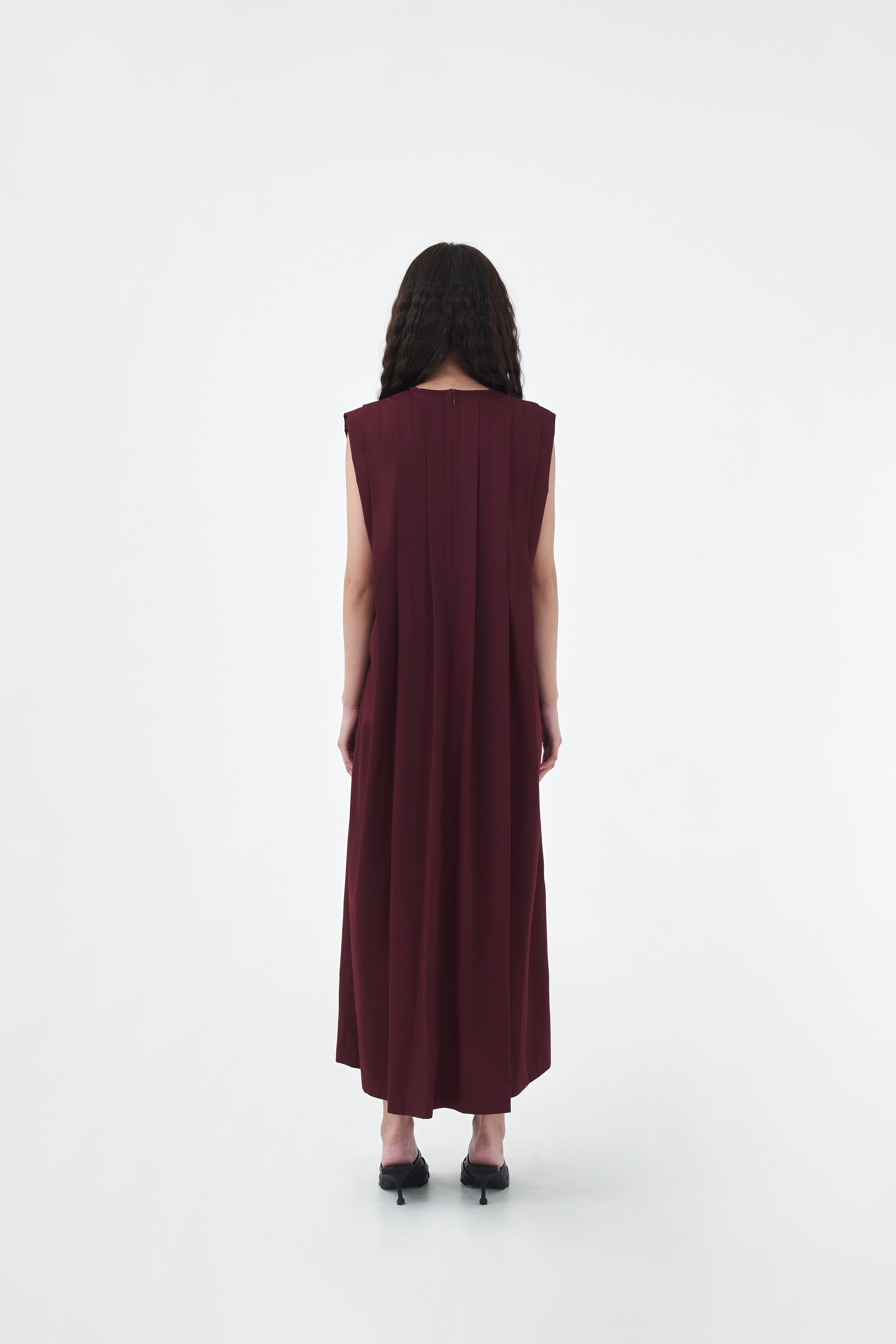 CABARET DRESS - Merlot